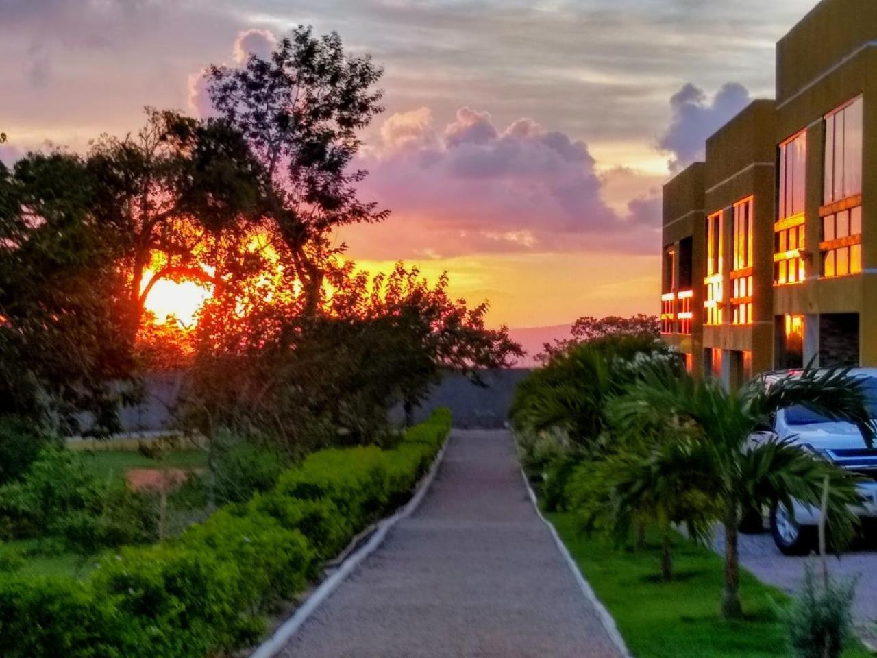 Flat Em Serra Negra - Pe - Proximo Bodega De Veio, Shows E Eventos بيزيروس المظهر الخارجي الصورة